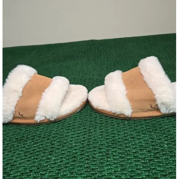 UGG Koolabura Fur Slipper Slide Sandal Women's Size 9. - Picture 5 of 7